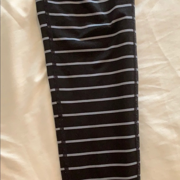 Athleta striped leggings - Picture 5 of 14